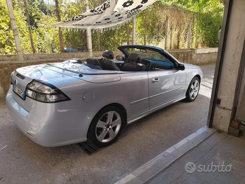 Usata Saab 9-3 Cabriolet 180 CV (132 kW) 2009 Grigio Cabrio
