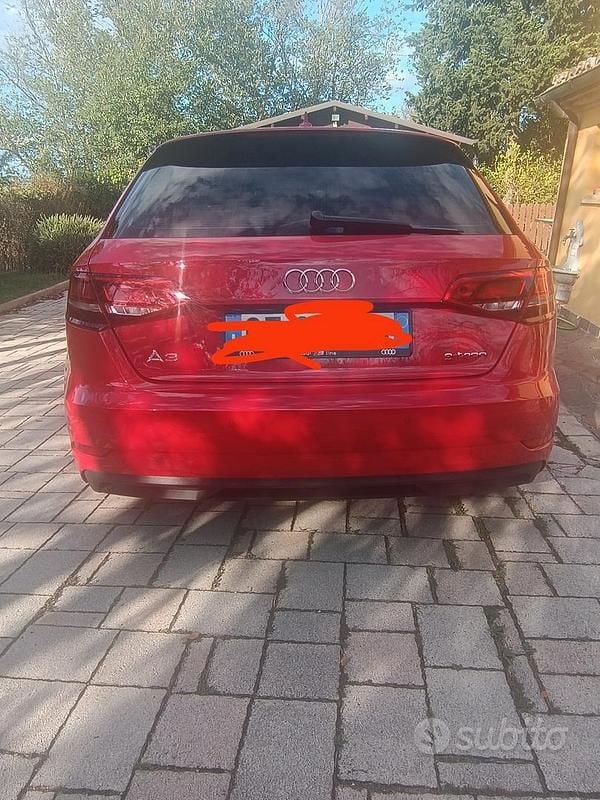 Gebraucht Audi A3 Business 110 PS (80 kW) 2018 Rot Limousine