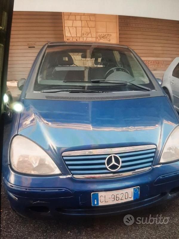 Usata Mercedes A170 95 CV (69 kW) 2002 Blu Berlina