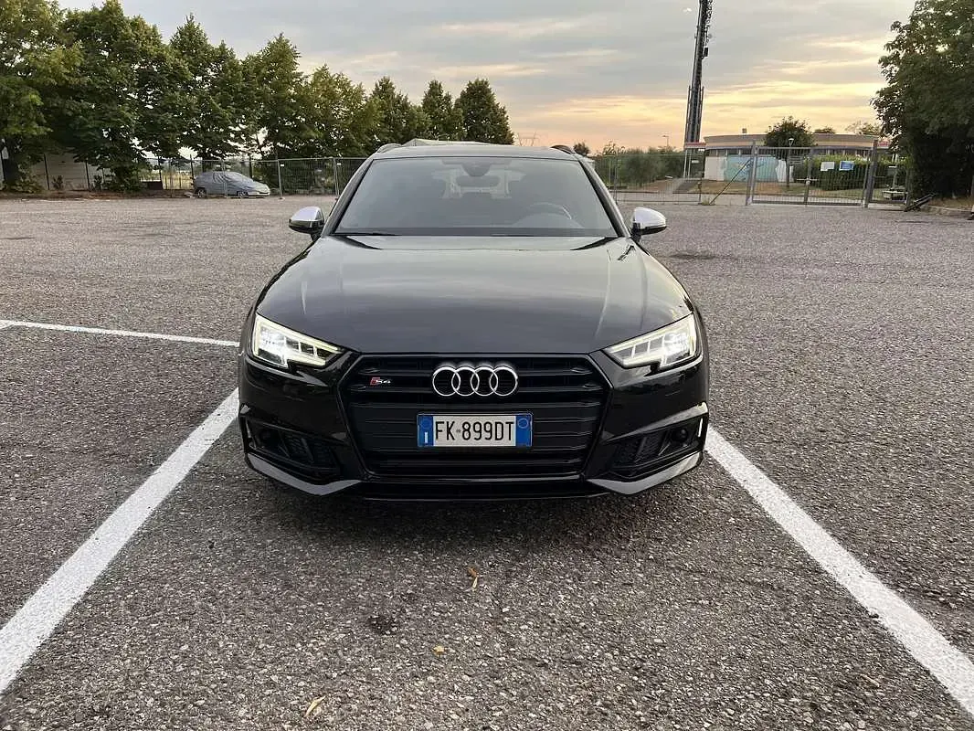 Usata Audi S4 Business 354 CV (260 kW) 2017 Nero Station wagon