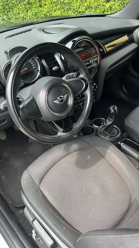 Usata Mini Cooper D Business 116 CV (85 kW) 2015 Nero Utilitaria