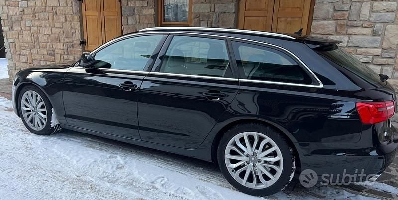 Usata Audi A6 245 CV (180 kW) 2011 Nero Station wagon