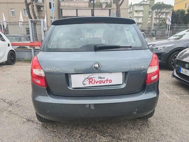 Usata Skoda Fabia Drive 70 CV (51 kW) 2014 Grigio