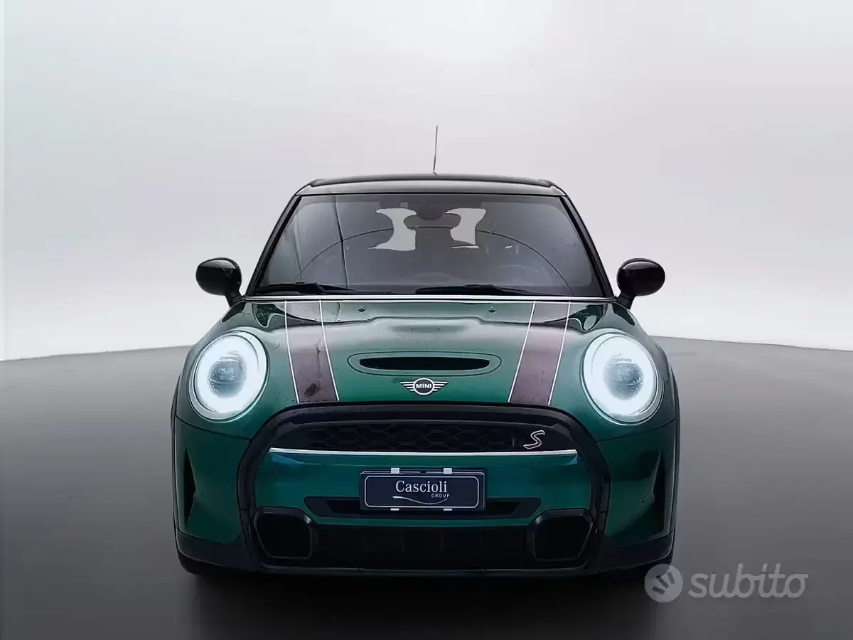 Usata Mini Cooper S 178 CV (130 kW) 2022 Verde Utilitaria