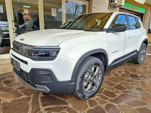 Nuova Jeep Avenger 100 CV (73 kW) 2026 Rosso SUV
