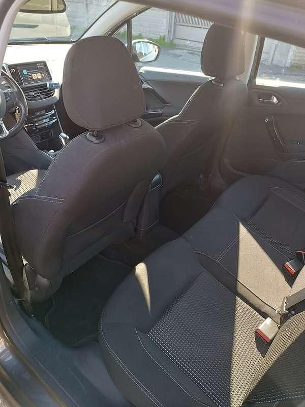 Usata Peugeot 208 Allure 82 CV (60 kW) 2018 Grigio Utilitaria