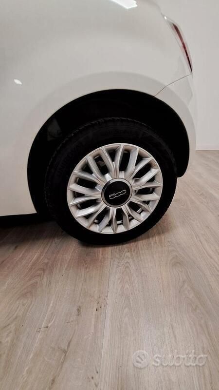 Usata Fiat 500 Lounge 95 CV (69 kW) 2014 Bianco Utilitaria