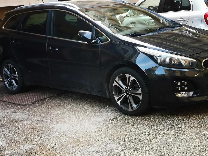 Usata Kia Ceed Sportswagon GT-Line 136 CV (100 kW) 2016 Nero Station wagon