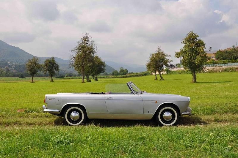 Argento Usata 1959 Lancia Appia Cabrio | 32.000 € - Immagine 1/4