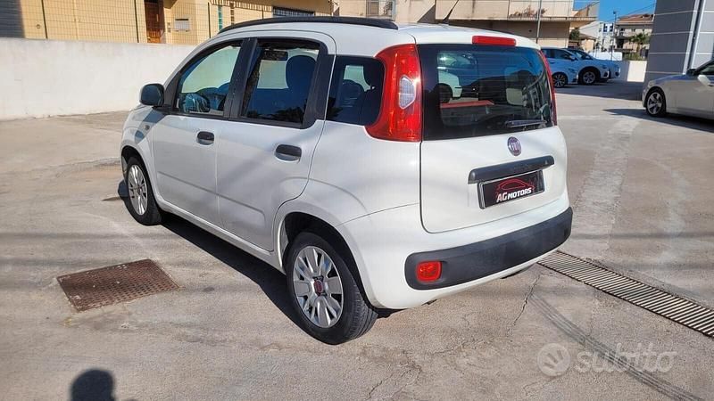 Usata Fiat Panda 75 CV (55 kW) 2012 Bianco Utilitaria