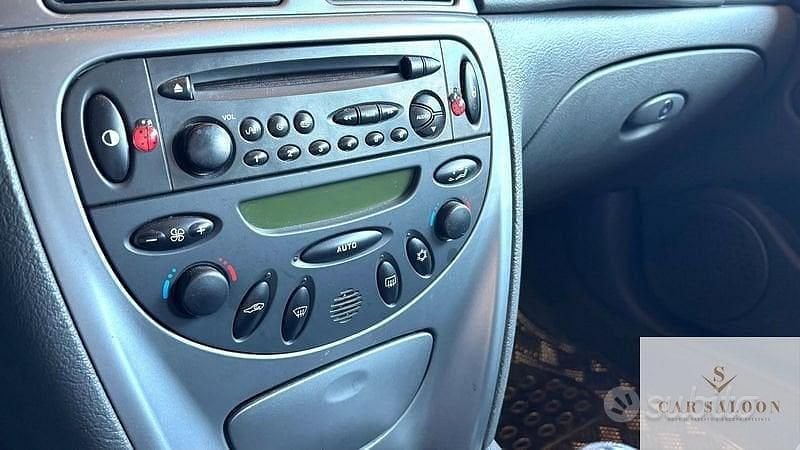 Usata Citroën C5 Exclusive 136 CV (100 kW) 2002 Grigio Berlina