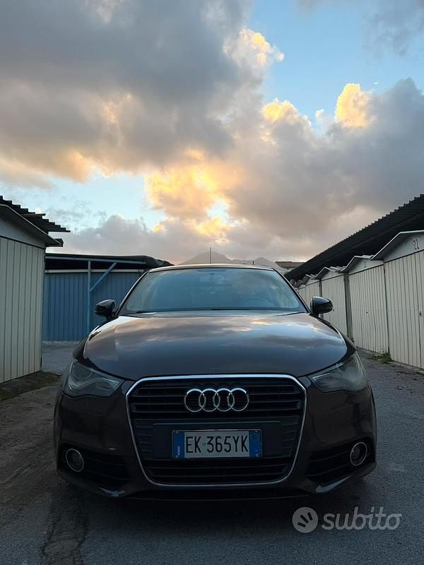 Usata Audi A1 122 CV (89 kW) 2012 Marrone Utilitaria