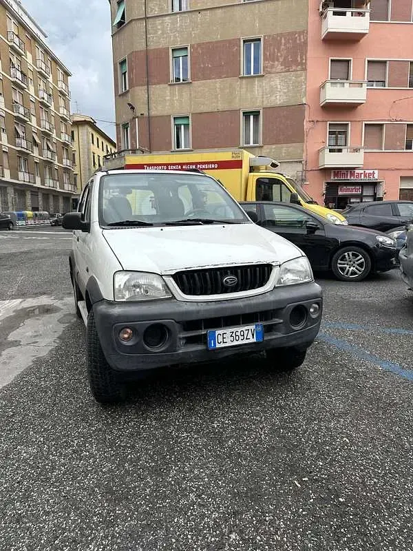 Usata Daihatsu Terios 86 CV (63 kW) 2005 SUV