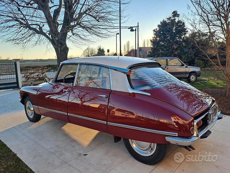 Usata Citroën DS 1970 Rosso Berlina