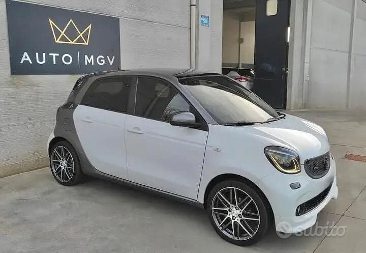 Usata Smart ForFour Brabus 109 CV (80 kW) 2016 Bianco Utilitaria