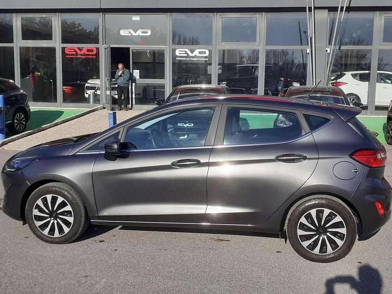 Usata Ford Fiesta Titanium 75 CV (55 kW) 2022 Grigio Berlina