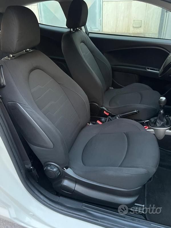 Usata Alfa Romeo MiTo 75 CV (55 kW) 2013 Bianco Utilitaria