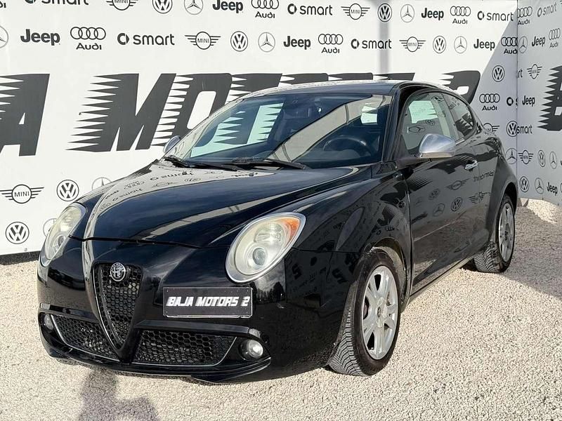 Usata Alfa Romeo GT Junior Distinctive 79 CV (58 kW) 2011 Nero Berlina