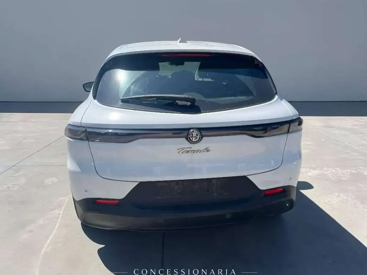 Usata Alfa Romeo Tonale Sprint 131 CV (96 kW) 2023 Bianco alfa SUV