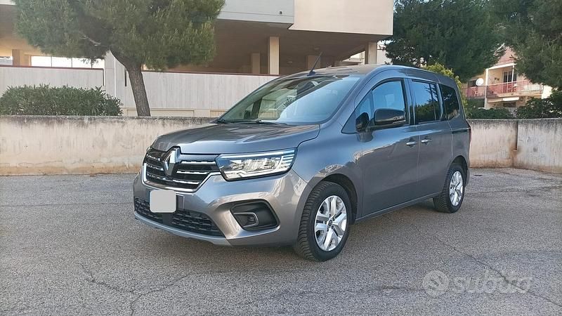 Usata Renault Kangoo Edition One 95 CV (69 kW) 2021 Grigio Monovolume