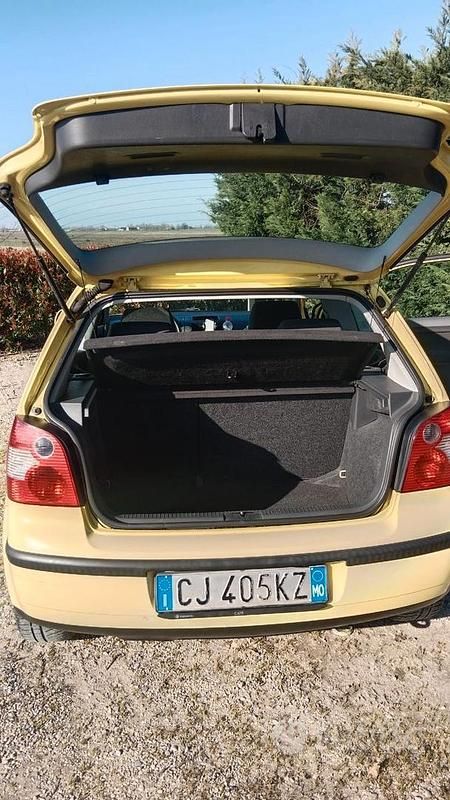 Occasion VW Polo Highline 101 ch (74 kW) 2004 Jaune Citadine