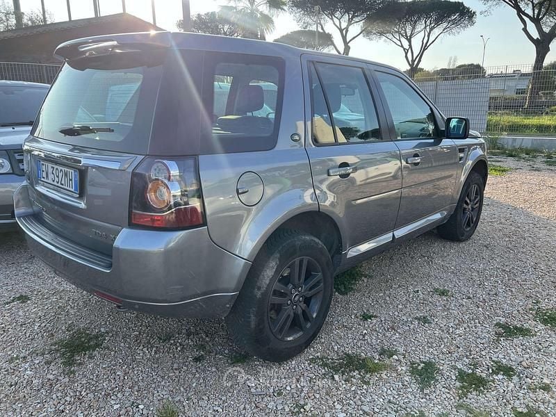Usata Land Rover Freelander 2 HSE 150 CV (110 kW) 2014 Grigio SUV