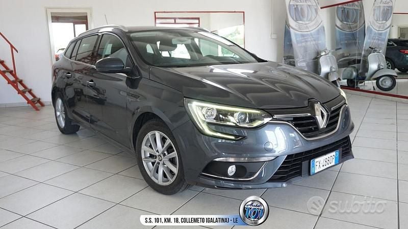 Usata Renault Mégane IV Business 115 CV (84 kW) 2019 Grigio Berlina