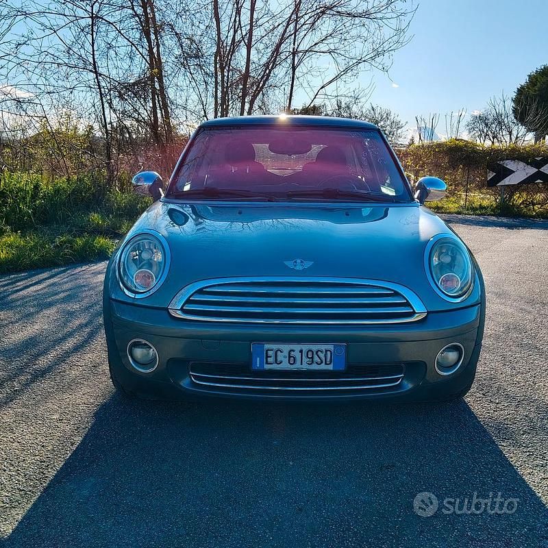 Usata Mini Cooper 75 CV (55 kW) 2010 Grigio Utilitaria