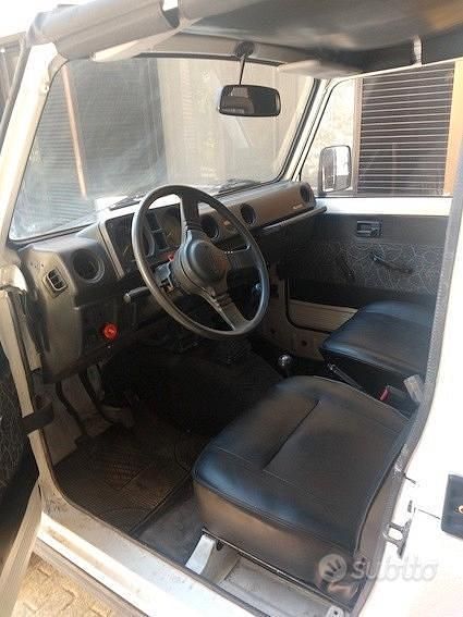 Usata Suzuki Samurai 64 CV (47 kW) 1987 Bianco SUV