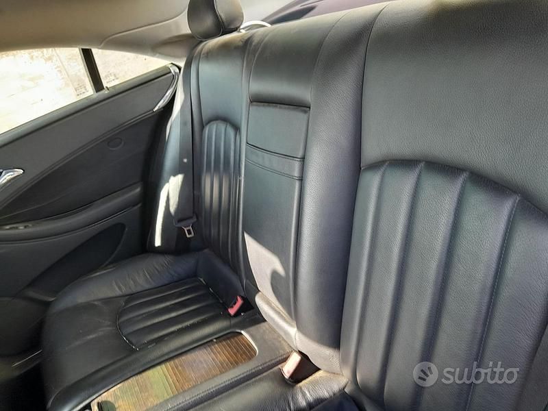 Usata Mercedes CLS320 224 CV (164 kW) 2006 Grigio Berlina