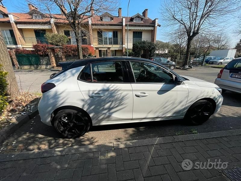 Usata Opel Corsa GS Line 131 CV (96 kW) 2022 Utilitaria