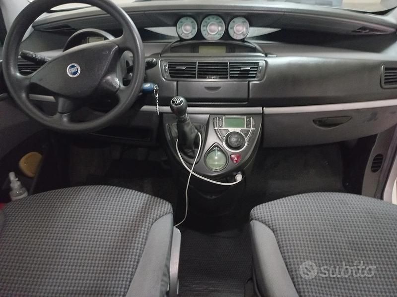 Usata Fiat Ulysse 2003 Grigio Monovolume