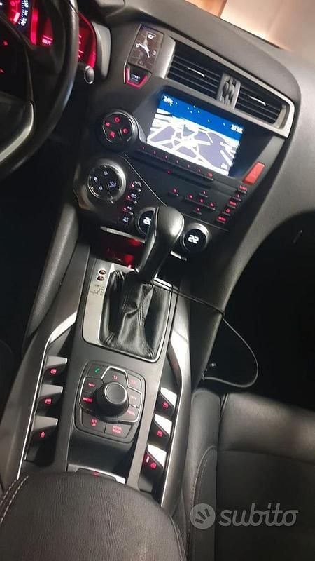 Usata Citroën DS5 163 CV (119 kW) 2012 Grigio Utilitaria