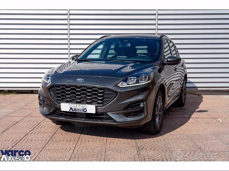 Usata Ford Kuga ST-Line X 225 CV (165 kW) 2023 Grigio SUV