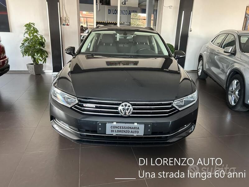 Nero Usata 2017 VW Passat Business Station wagon | 16.500 € (Buon prezzo) - Immagine 1/4