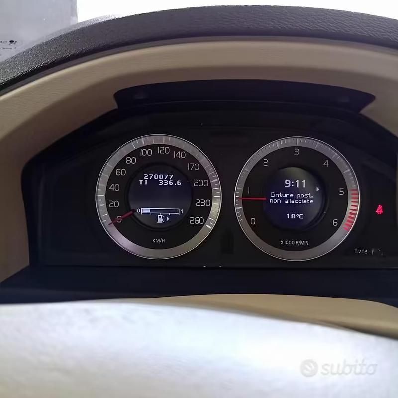 Usata Volvo XC70 2009 Nero Station wagon