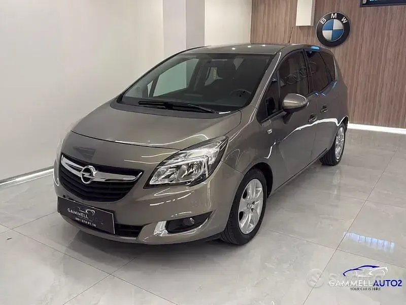 Usata Opel Meriva Cosmo 95 CV (69 kW) 2015 Grigio Monovolume