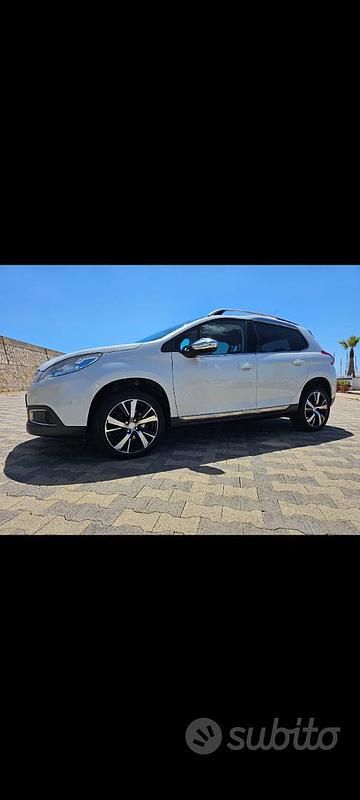 Usata Peugeot 2008 2015 Bianco SUV