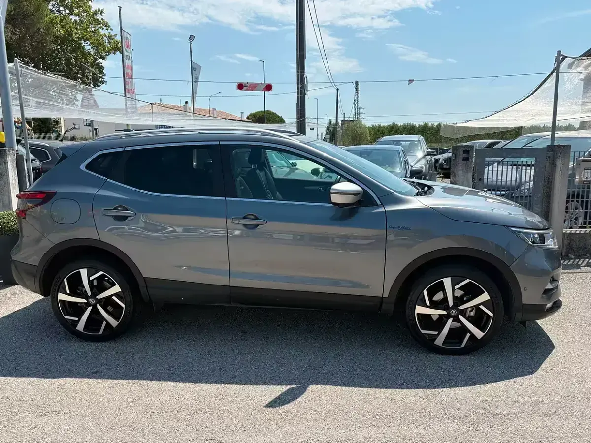 Usata Nissan Qashqai Tekna+ 116 CV (85 kW) 2019 Grigio SUV