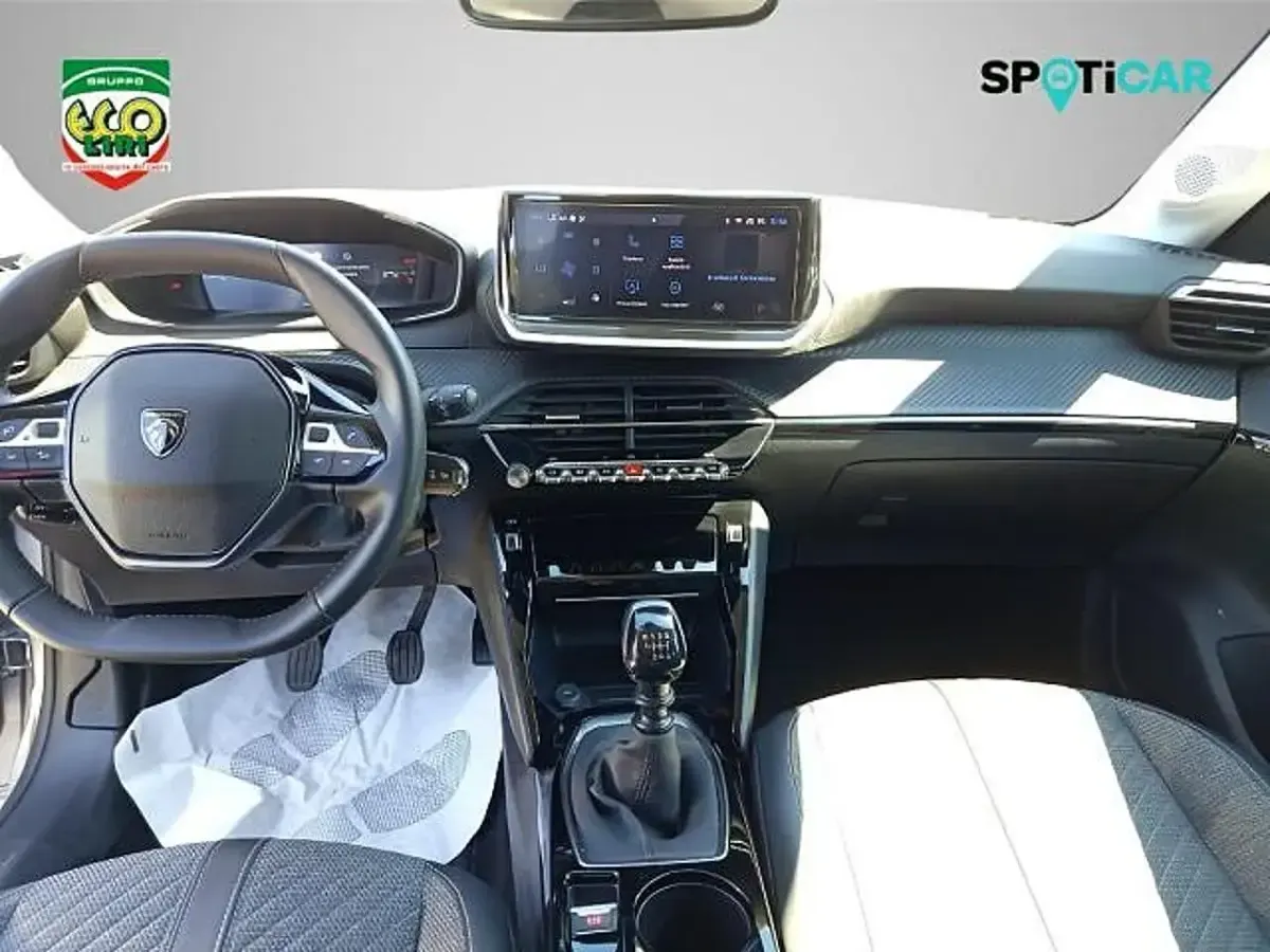 Usata Peugeot 208 Allure 2025 Argento Utilitaria