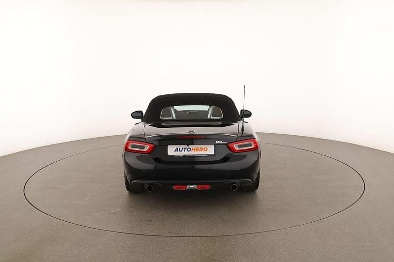 Usata Fiat 124 Spider Lusso 140 CV (102 kW) 2017 Nero Cabrio