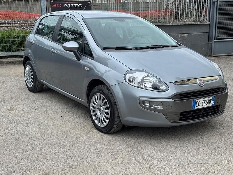 Usata Fiat Punto Evo Active 65 CV (47 kW) 2010 Grigio Utilitaria