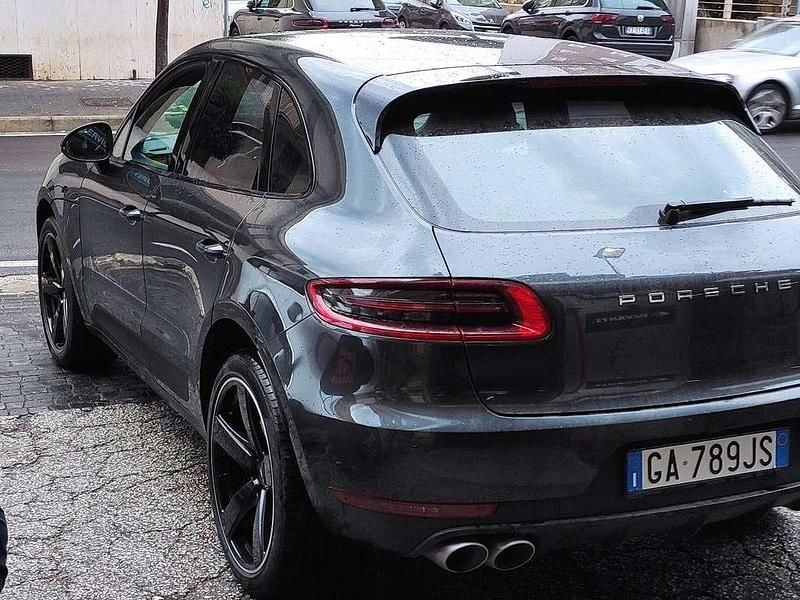 Usata Porsche Macan 250 CV (183 kW) 2017 Grigio SUV