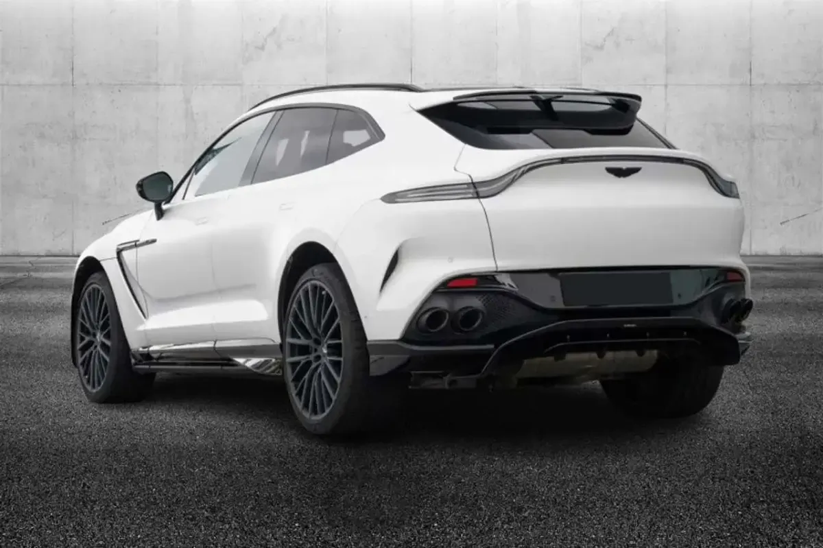 Usata Aston Martin DBX 707 CV (519 kW) 2023 Bianco SUV