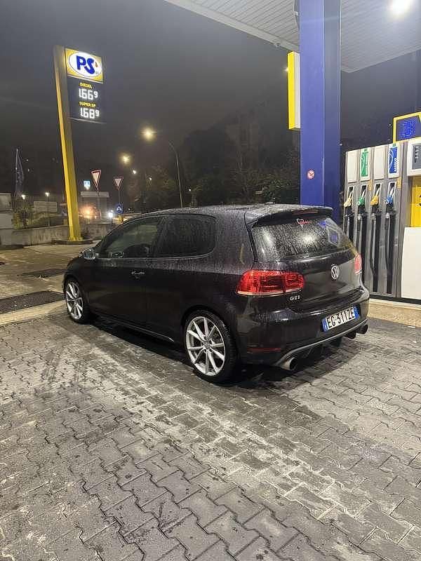 Usata VW Golf VI GTI 211 CV (155 kW) 2010 Utilitaria