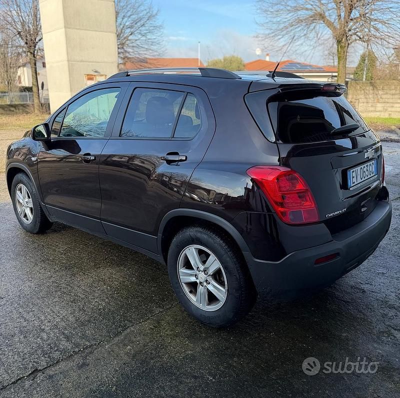 Usata Chevrolet Trax LS 115 CV (84 kW) 2015 Nero SUV