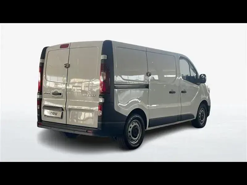 Usata Renault Trafic 150 CV (110 kW) 2024 Bianco Monovolume