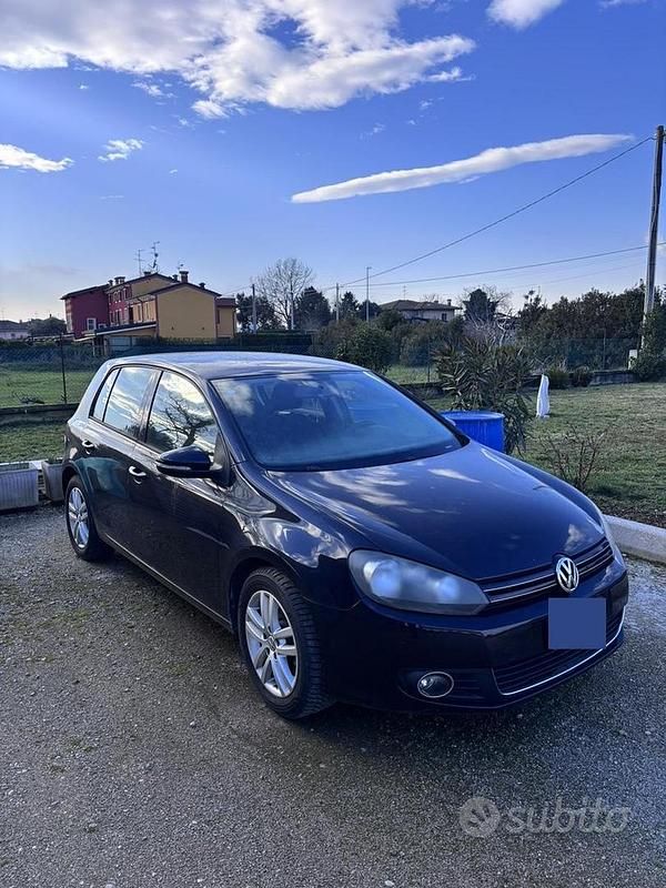 Usata VW Golf VI 102 CV (75 kW) 2010 Nero Utilitaria