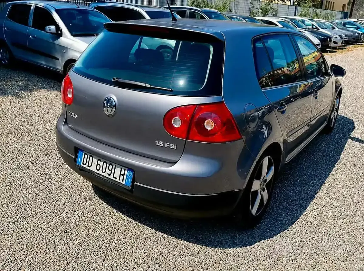 Usata VW Golf V 115 CV (84 kW) 2007 Grigio Berlina