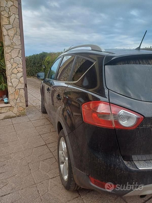 Usata Ford Kuga 115 CV (84 kW) 2008 Nero SUV